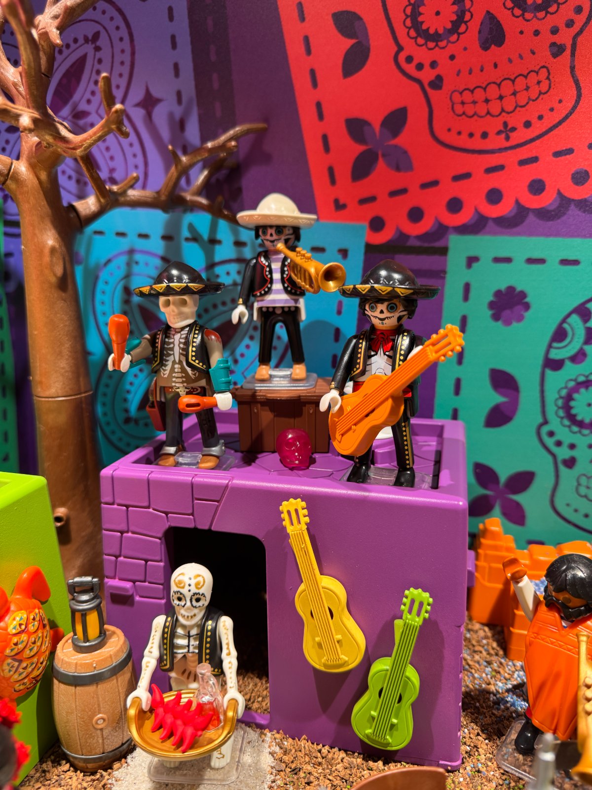 Skeleton mariachis with guitar and trumpet