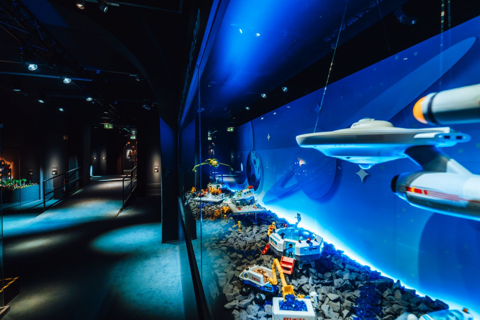 Showcase with PLAYMOBIL spaceships